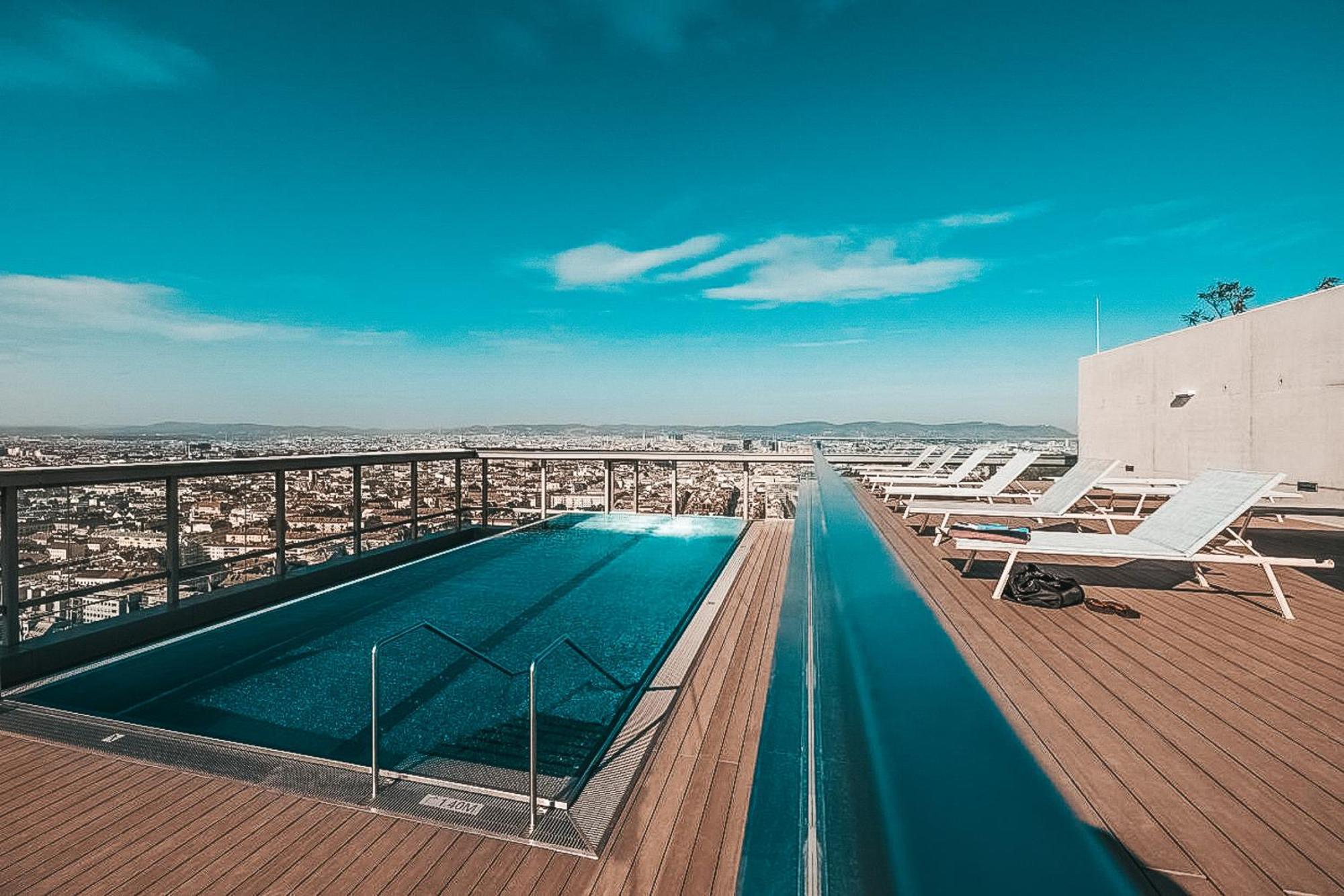Kaiser Lodge - Rooftop Pool & Underground Car Park By Alpenluxus Appartements Wien Eksteriør bilde